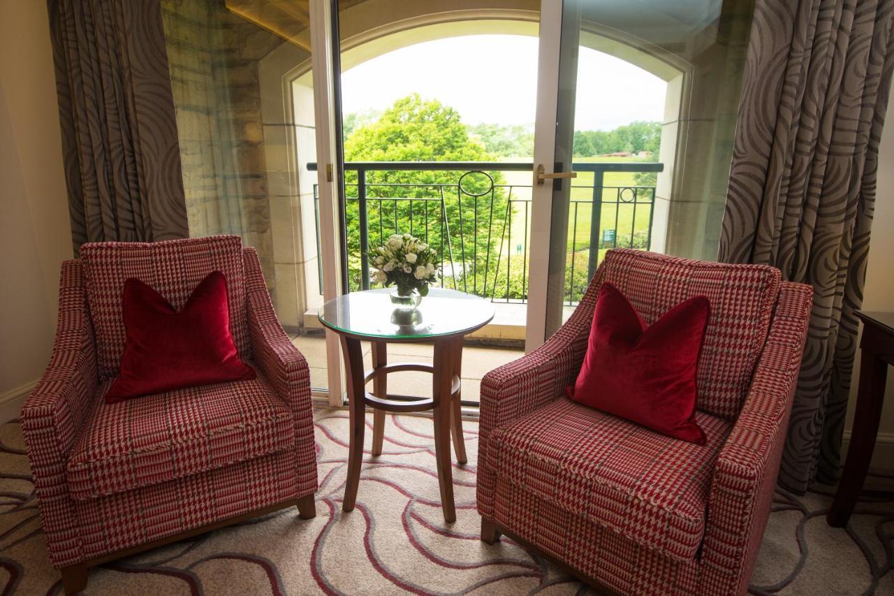 The Celtic Manor Resort Newport Kültér fotó A room at the hotel