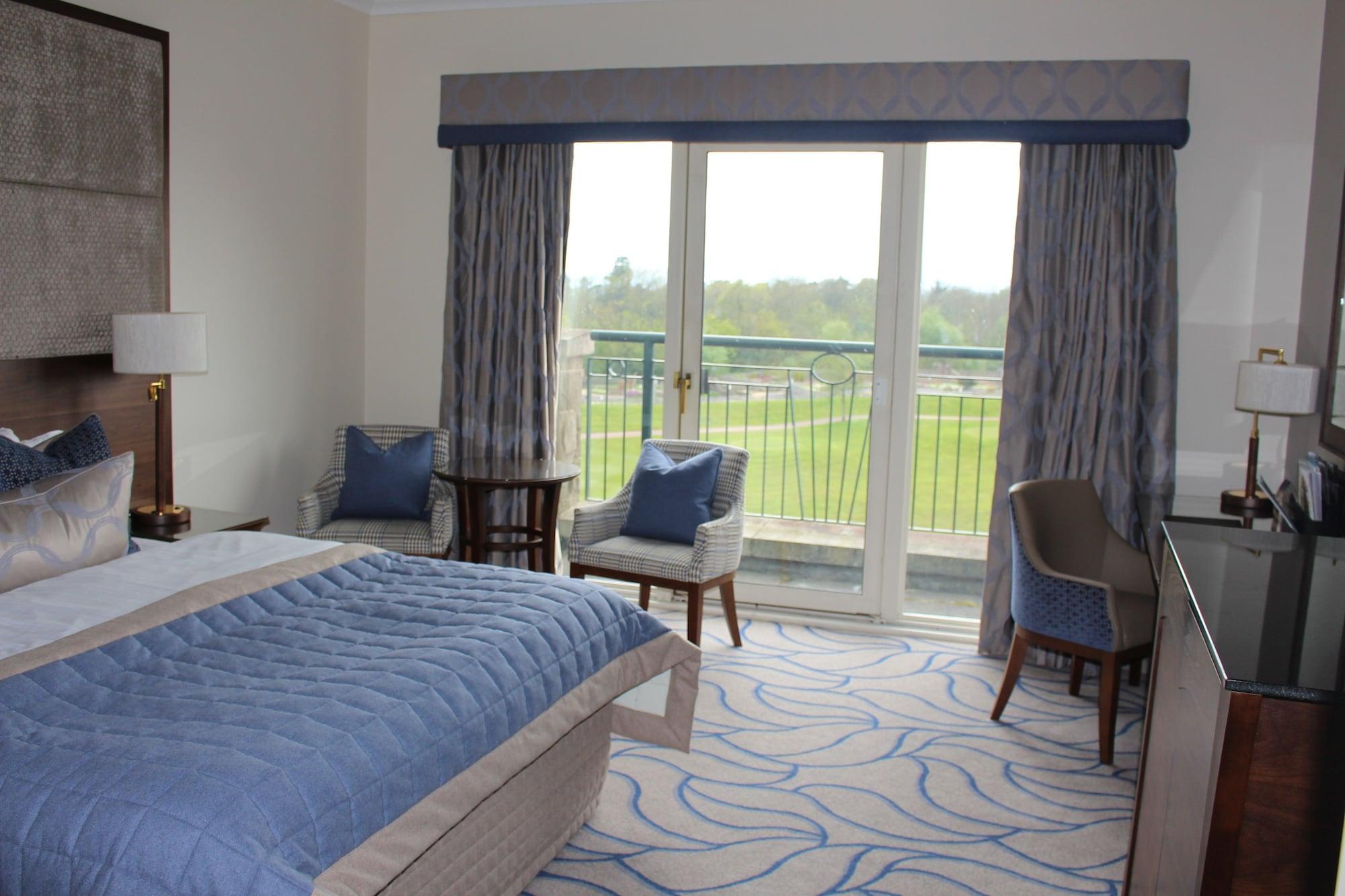 The Celtic Manor Resort Newport Kültér fotó A bedroom at the hotel