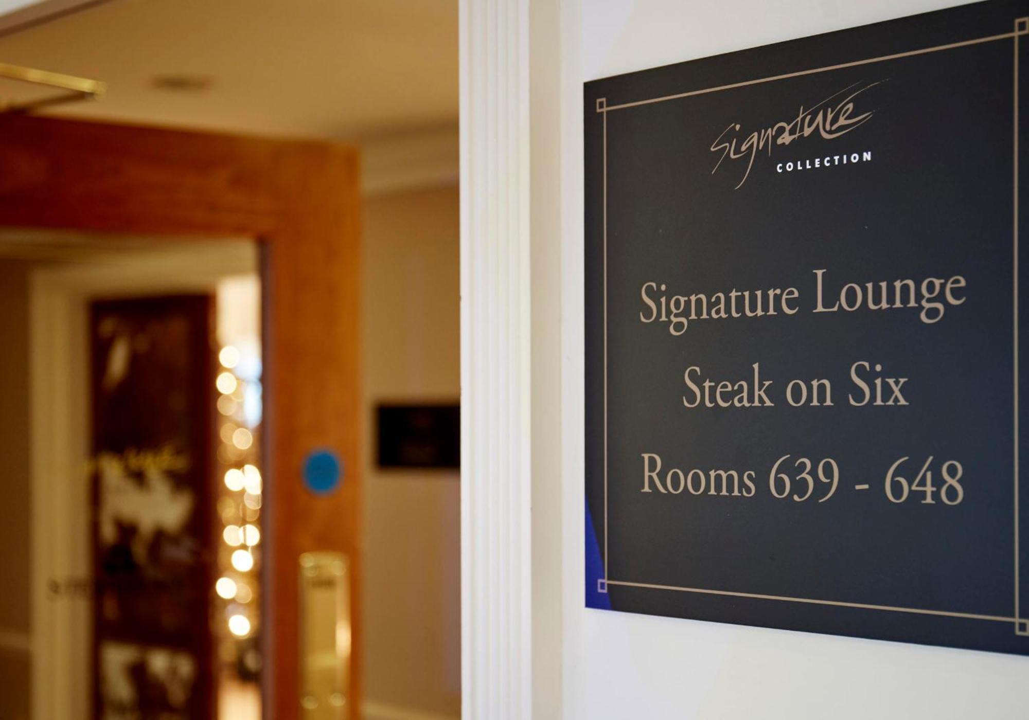 The Celtic Manor Resort Newport Kültér fotó Signature Lounge at London Heathrow Airport
