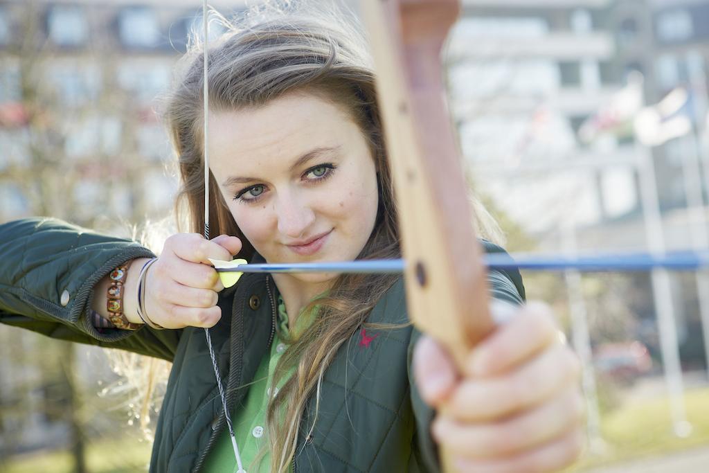 The Celtic Manor Resort Newport Kültér fotó A woman with a bow and arrow